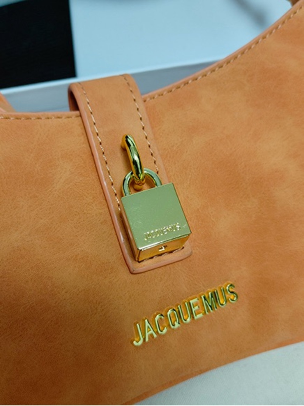 Jacquemus Orange Mini Shoulder Bag with Gold Hardware - Picture 6 of 6